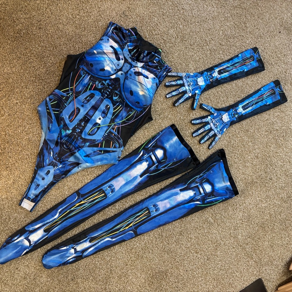 Dolls Kill Alien Android Costume